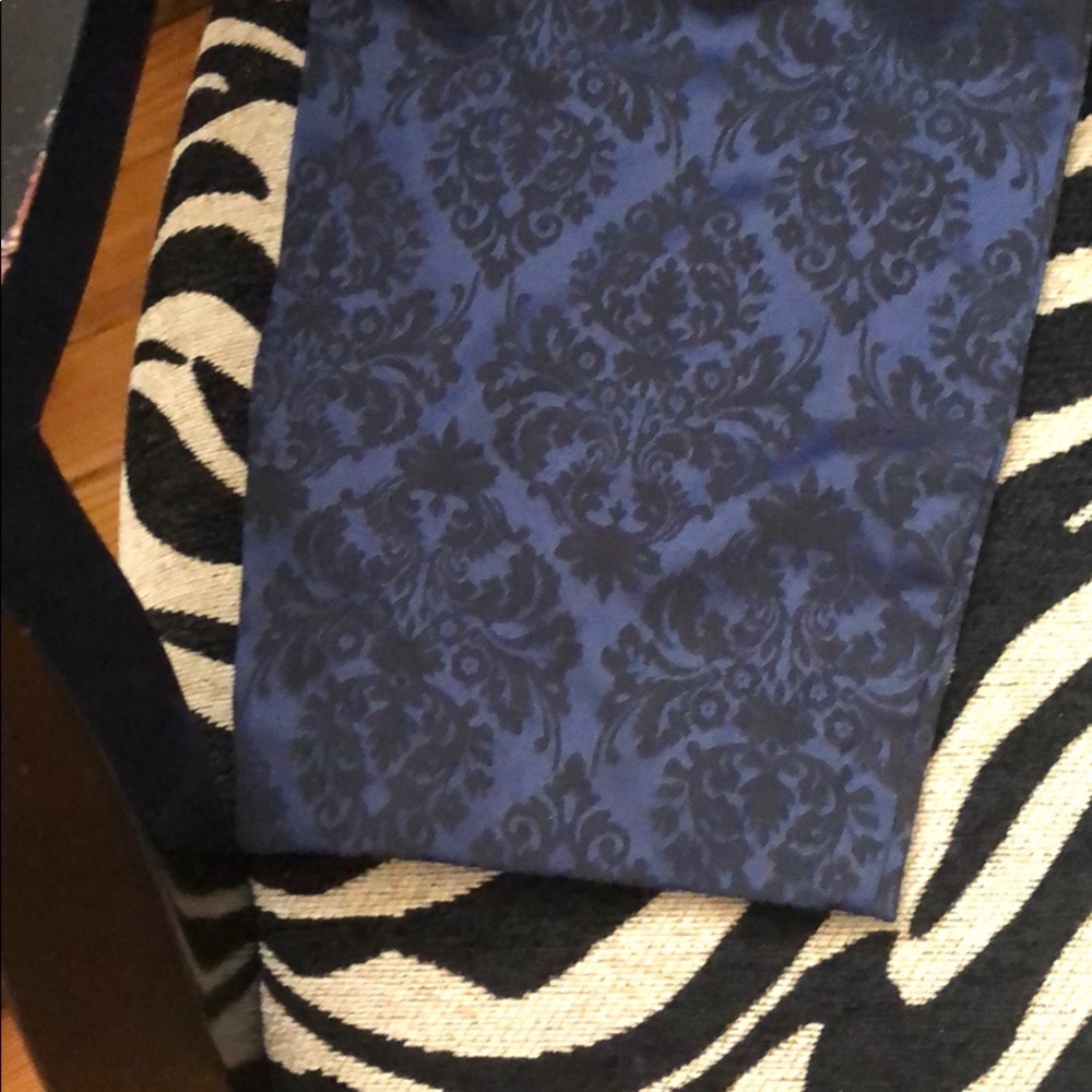 Pants - Picture 5 of 5